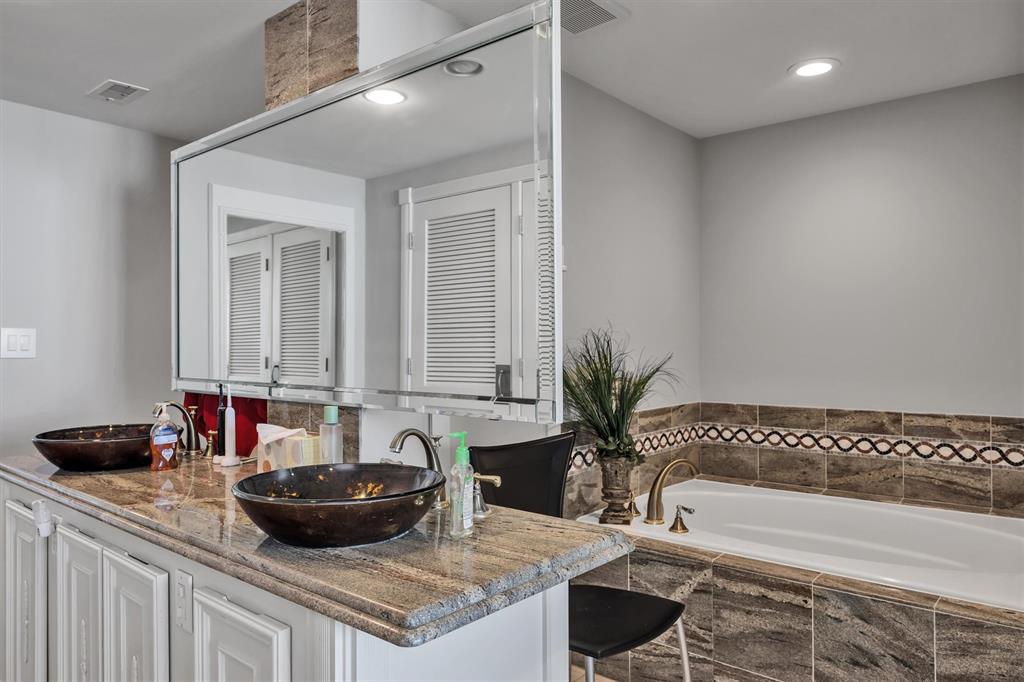 1401 E Beach Drive #805/06, Galveston, Texas image 21