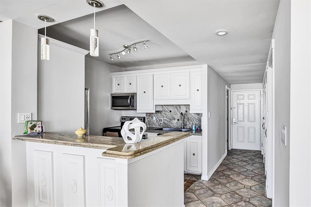 1401 E Beach Drive #805/06, Galveston, Texas image 17