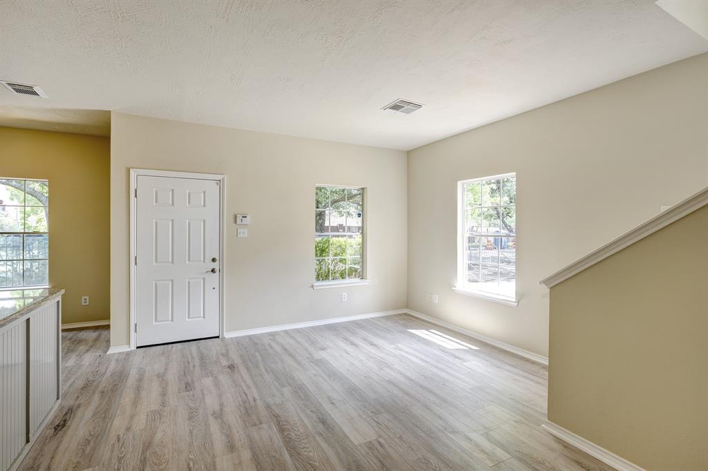 2802 Austin Street, Houston, Texas image 2
