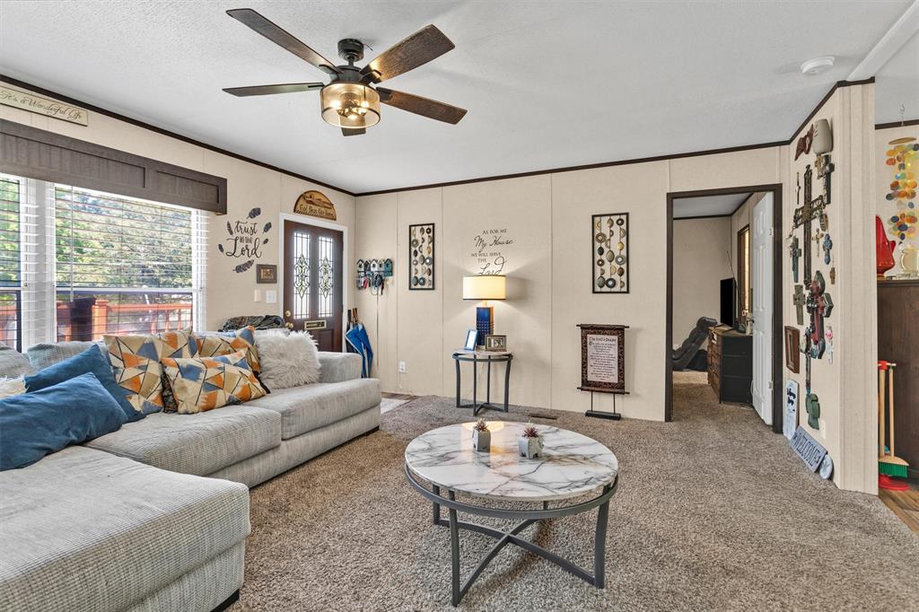 56 Michael Street, Huntsville, Texas image 8