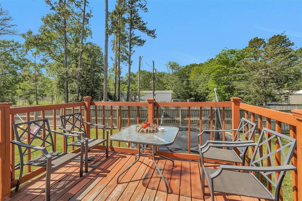 56 Michael Street, Huntsville, Texas image 3