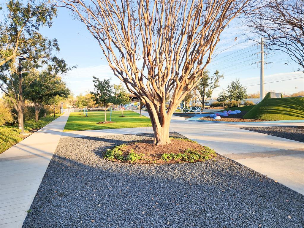 3900 Woodchase Drive 160