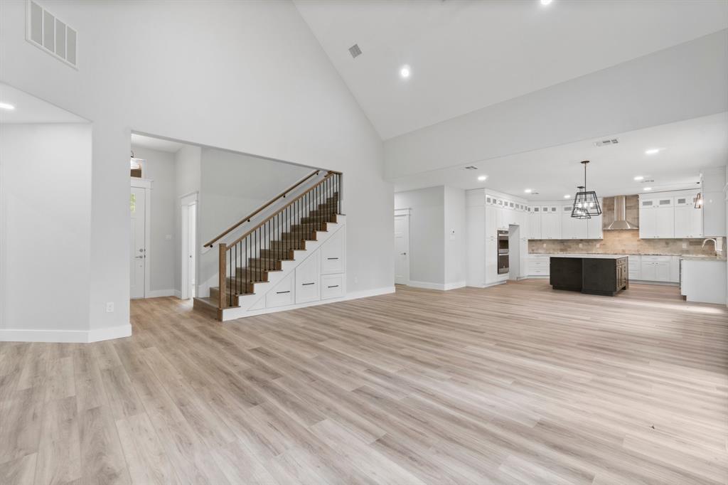 40 S Lakeview Drive, Point Blank, Texas image 14