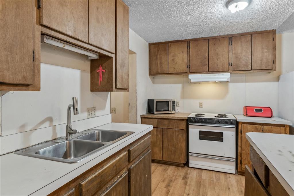 13386 Fm 858, Ben Wheeler, Texas image 19