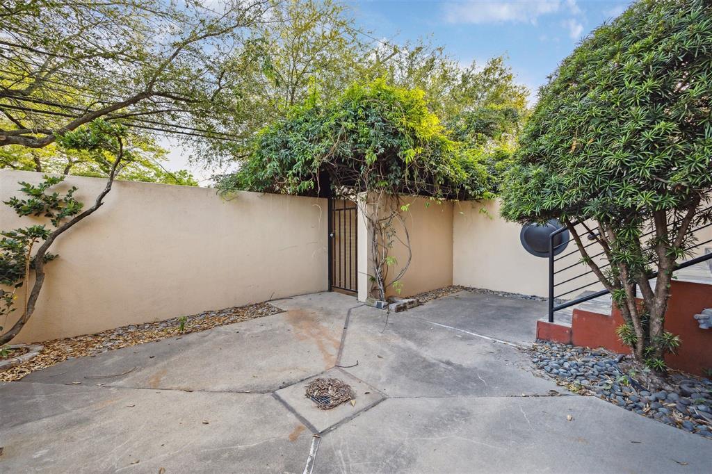 2436 Bissonnet Street #1, Houston, Texas image 21