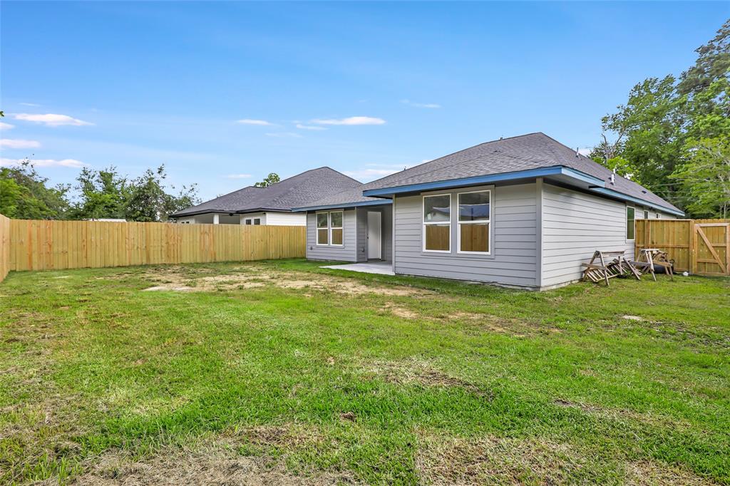 1109 N Main St St, Dayton, Texas image 6