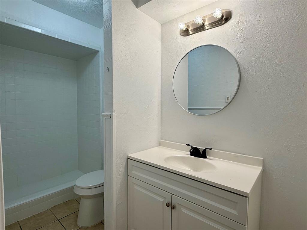 2305 Buchanan Drive, Baytown, Texas image 20