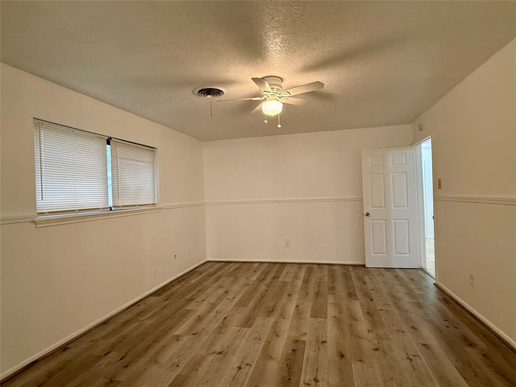 2305 Buchanan Drive, Baytown, Texas image 21