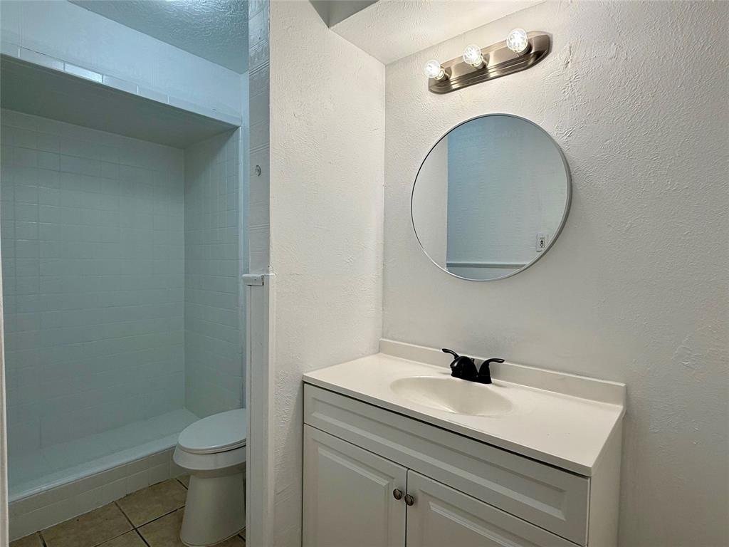 2305 Buchanan Drive, Baytown, Texas image 22