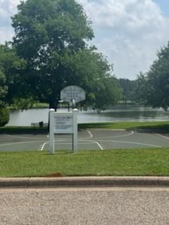 7288 Lakeshore Circle, Willis, Texas image 14