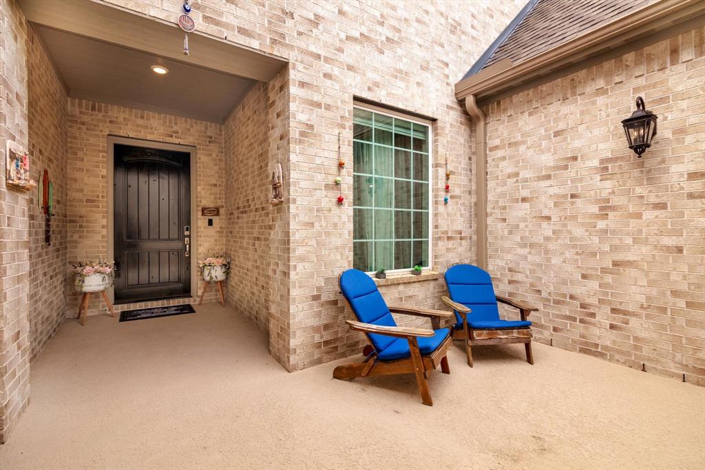 6919 Shoreline View Drive, Katy, Texas image 3