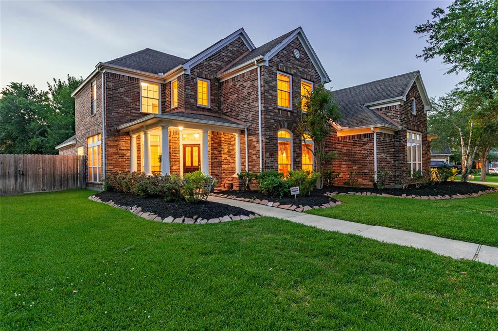 3003 Park Bend Drive