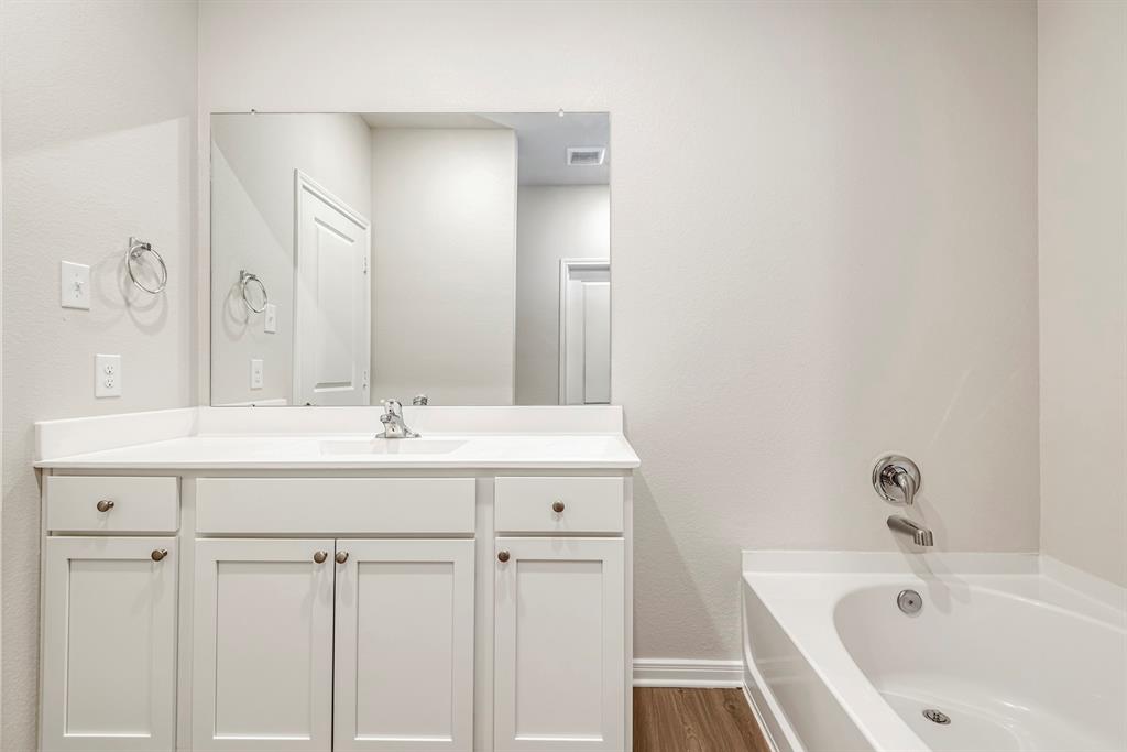416 Light Summit Drive, Katy, Texas image 7
