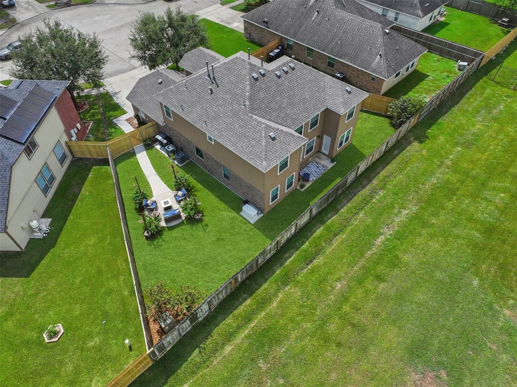 1078 Lasso Court, Alvin, Texas image 30