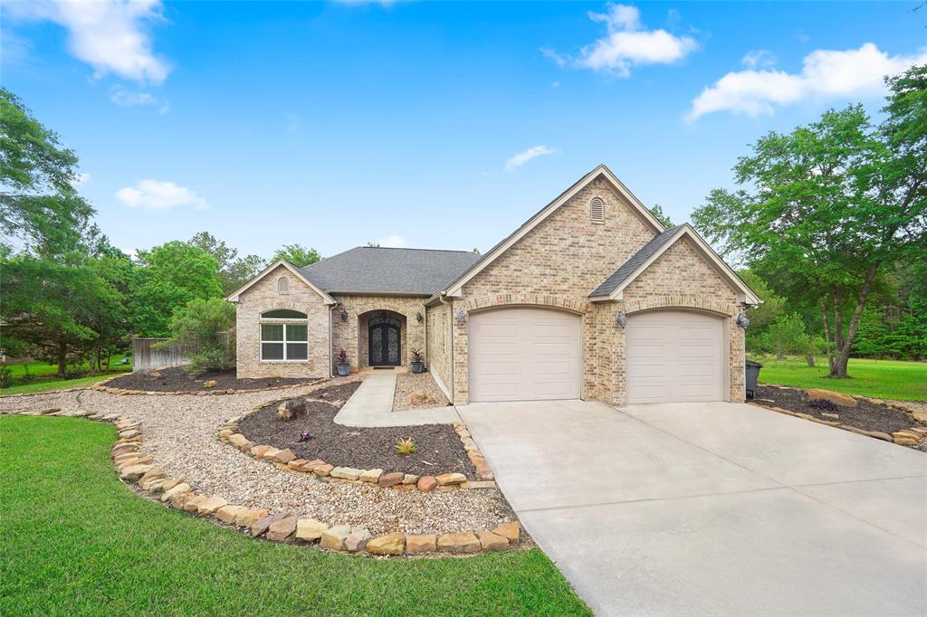 154 Southcrest Court, Livingston, Texas image 3