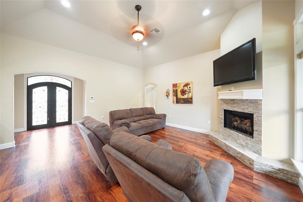 154 Southcrest Court, Livingston, Texas image 5