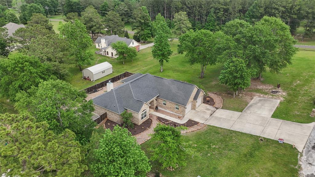 154 Southcrest Court, Livingston, Texas image 2