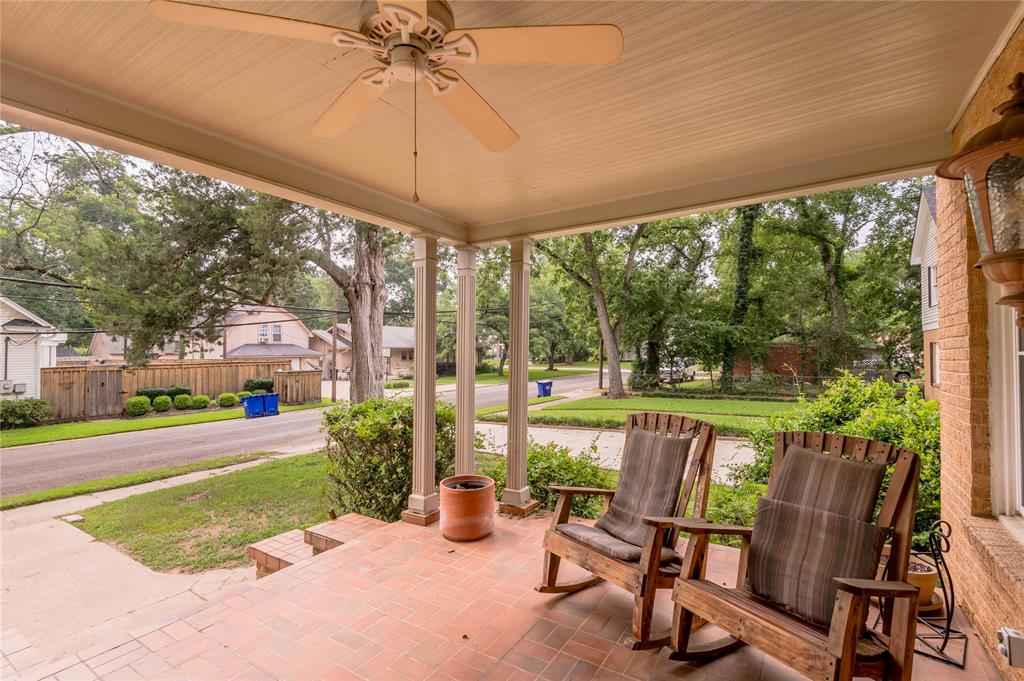 723 E Houston Avenue Ave, Crockett, Texas image 33