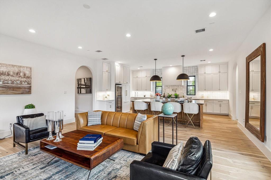 9410 Braesheather Court