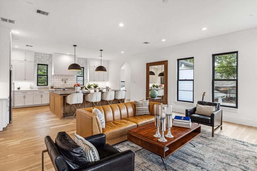 9410 Braesheather Court