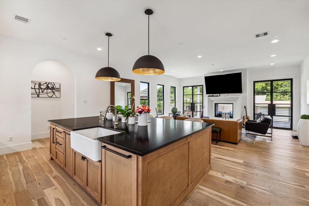 9410 Braesheather Court