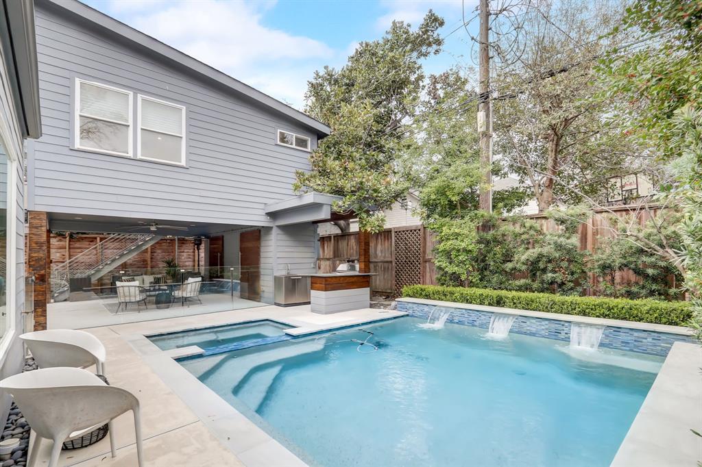 2420 Locke Lane