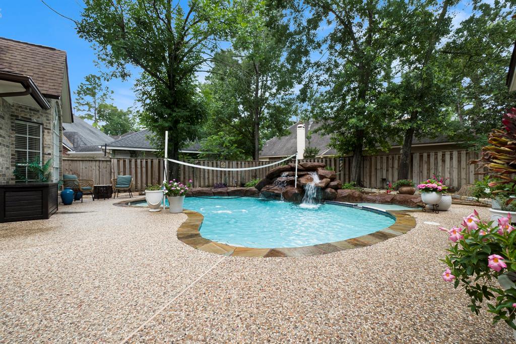 15 Sparklewood Place, The Woodlands, Texas image 25