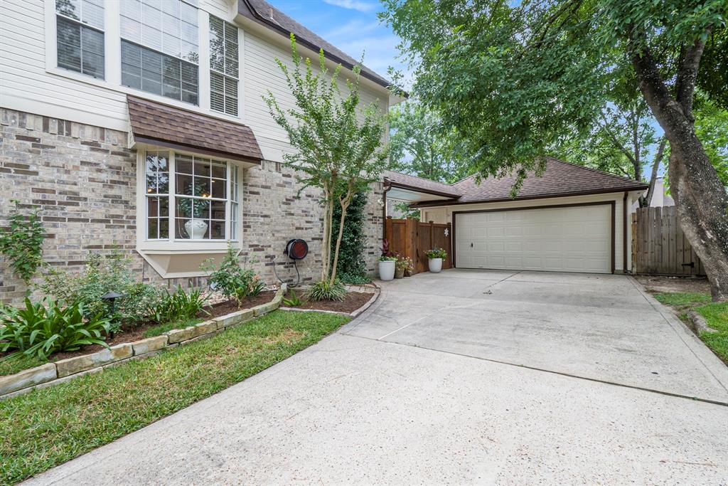15 Sparklewood Place, The Woodlands, Texas image 28