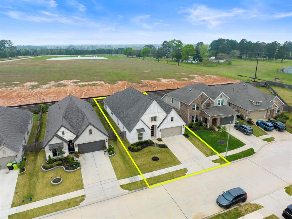 1108 Wandering Brook Street, Magnolia, Texas image 40