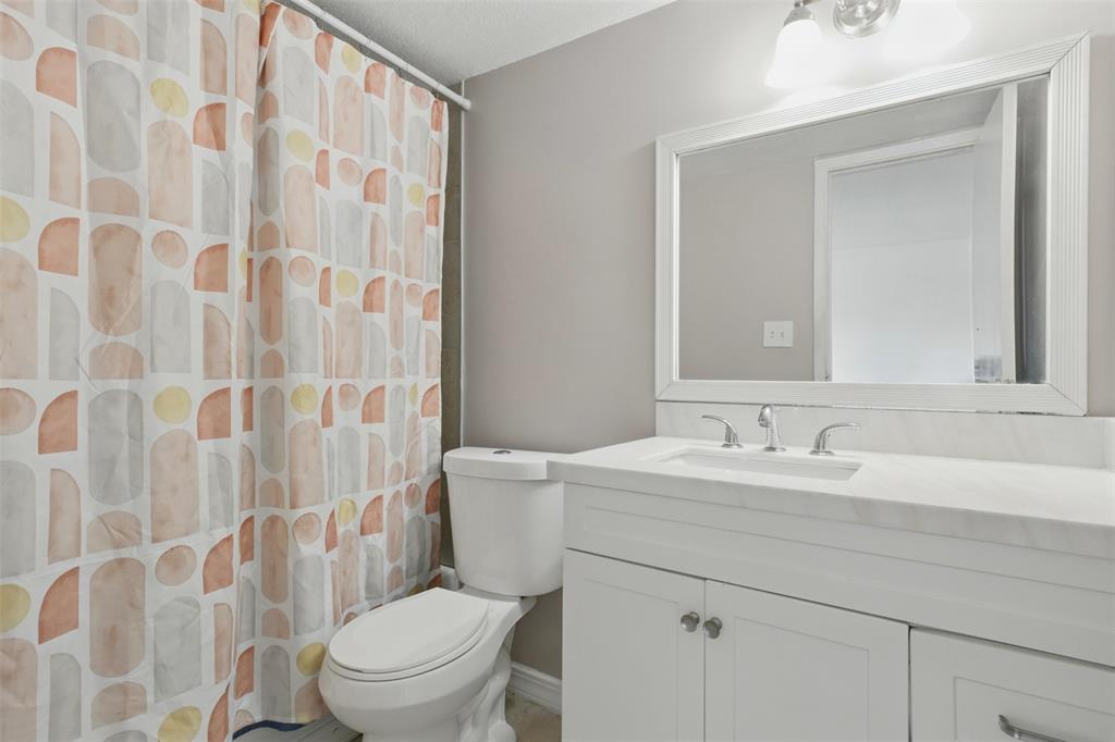 17230 Imperial Valley Drive #70, Houston, Texas image 20