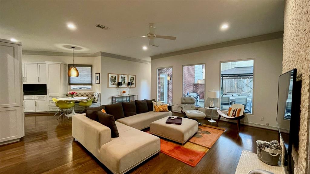 3912 Marquette Street