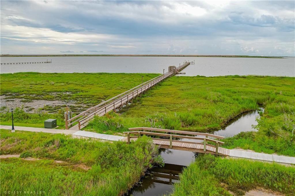 143 Sunrise Drive, Rockport, Texas image 4