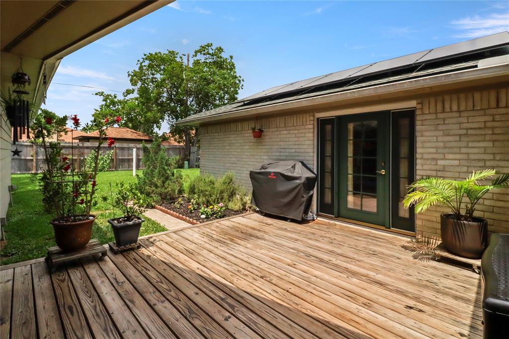1325 Sagebrush Street, Angleton, Texas image 16