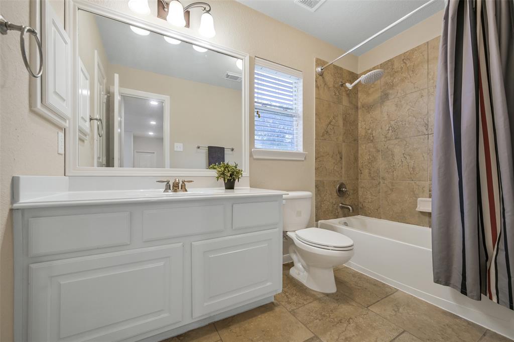 2513 Garnetfield Lane, Friendswood, Texas image 23
