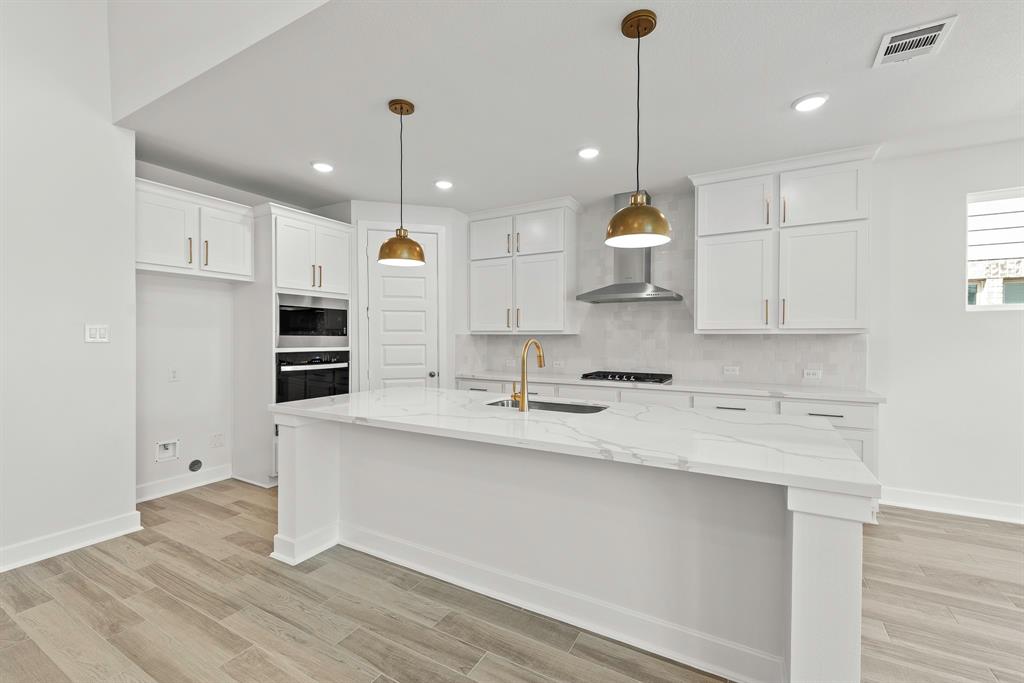 226 Butterfly Orchid Court