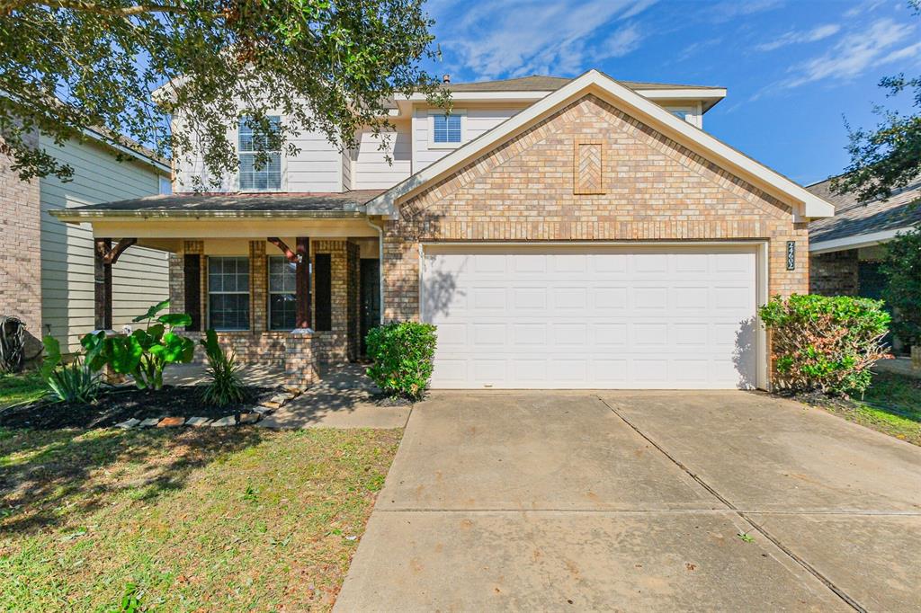 24602 Lakecrest Village Drive