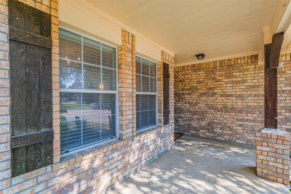 24602 Lakecrest Village Drive