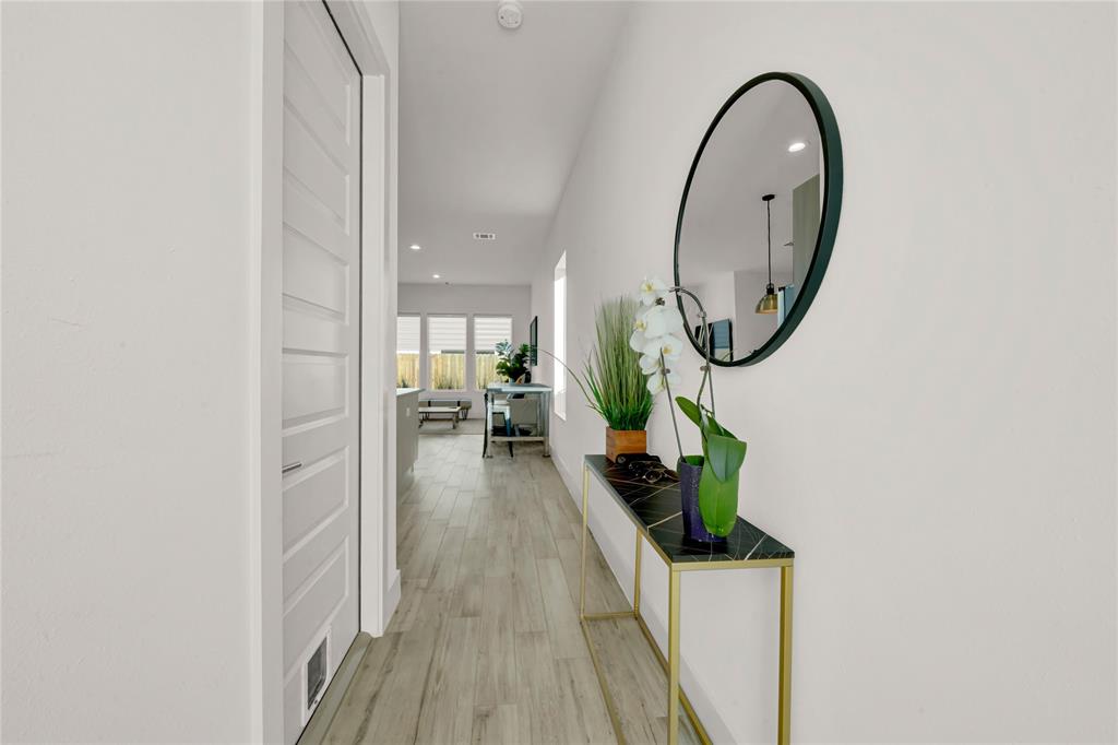 4016 Saint Peter Lane, Houston, Texas image 9