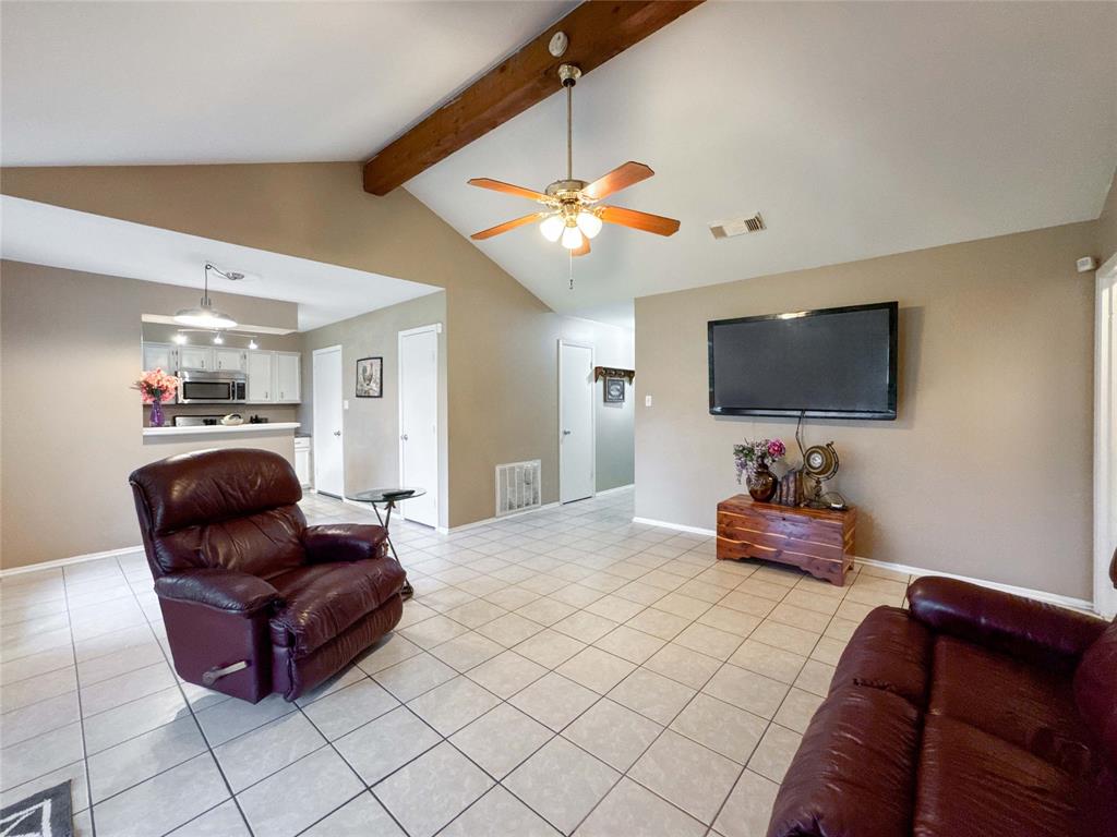 720 E Murray Street, Angleton, Texas image 5