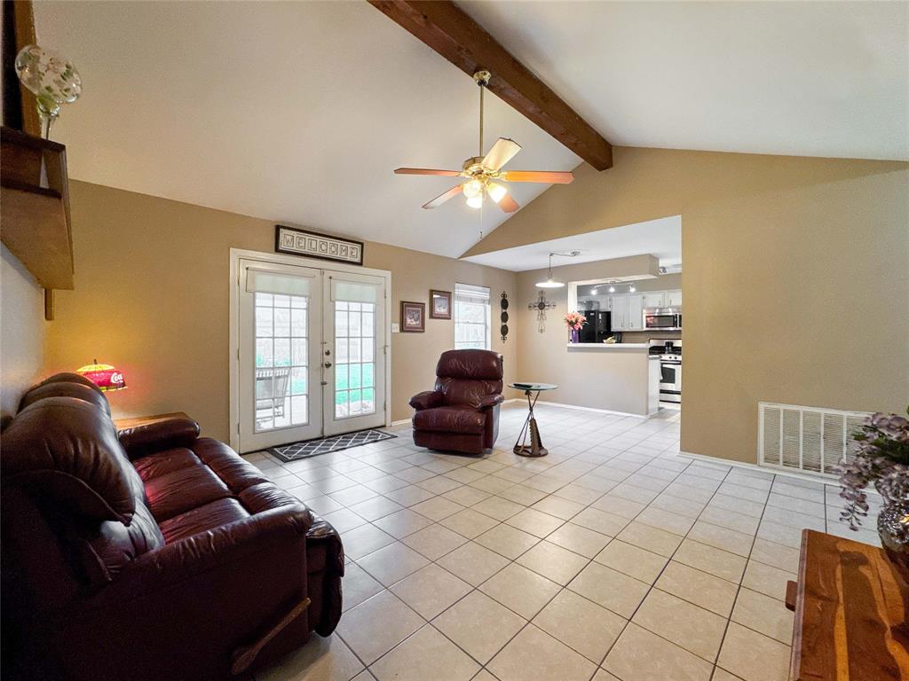 720 E Murray Street, Angleton, Texas image 11