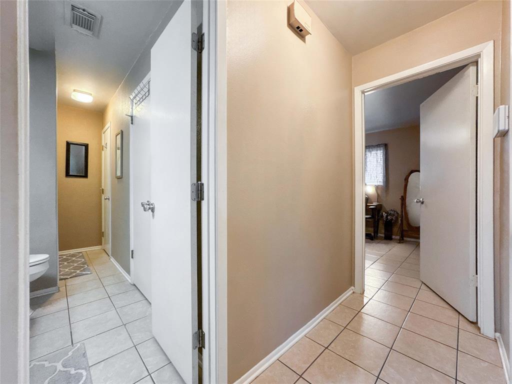 720 E Murray Street, Angleton, Texas image 19