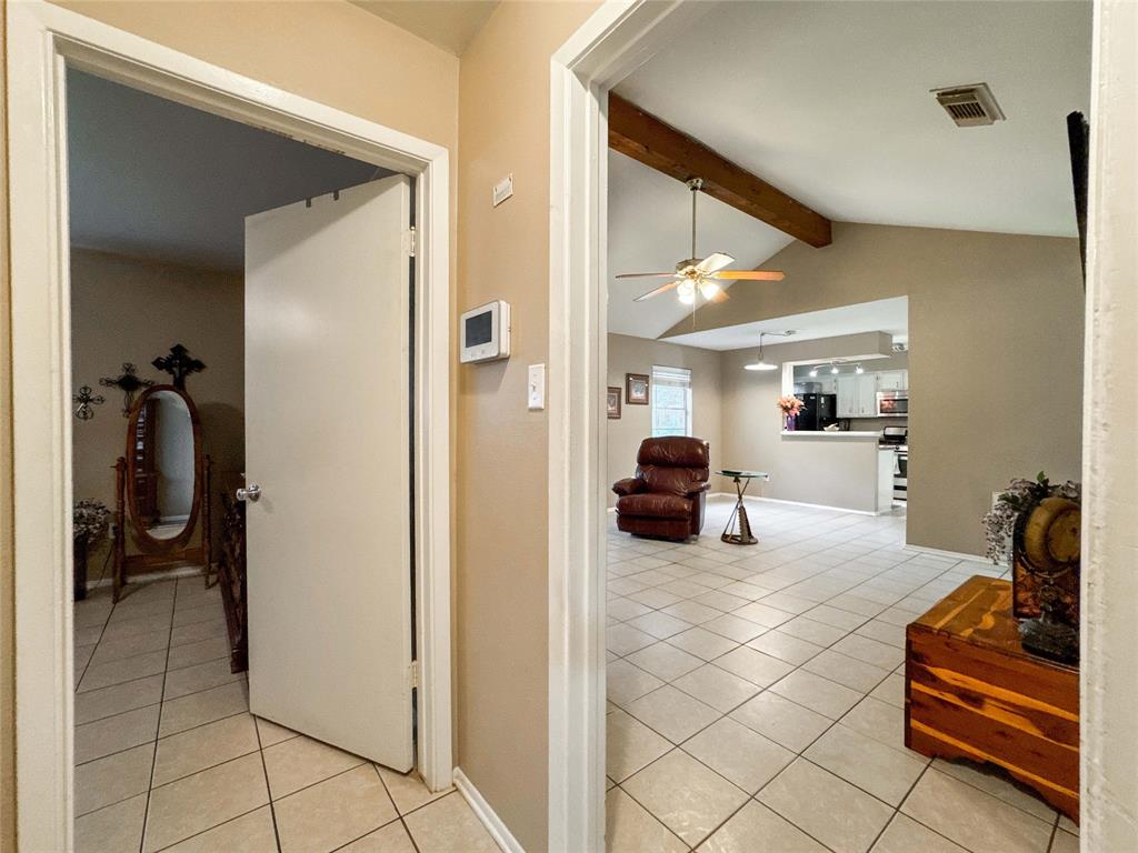 720 E Murray Street, Angleton, Texas image 12