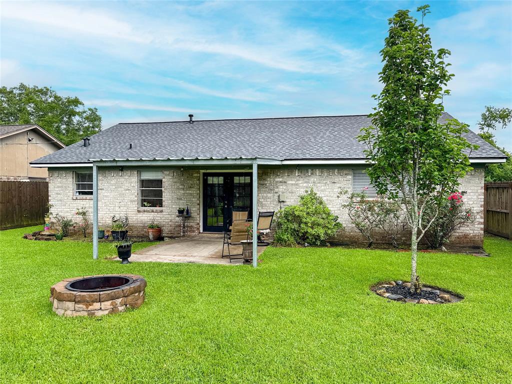 720 E Murray Street, Angleton, Texas image 23