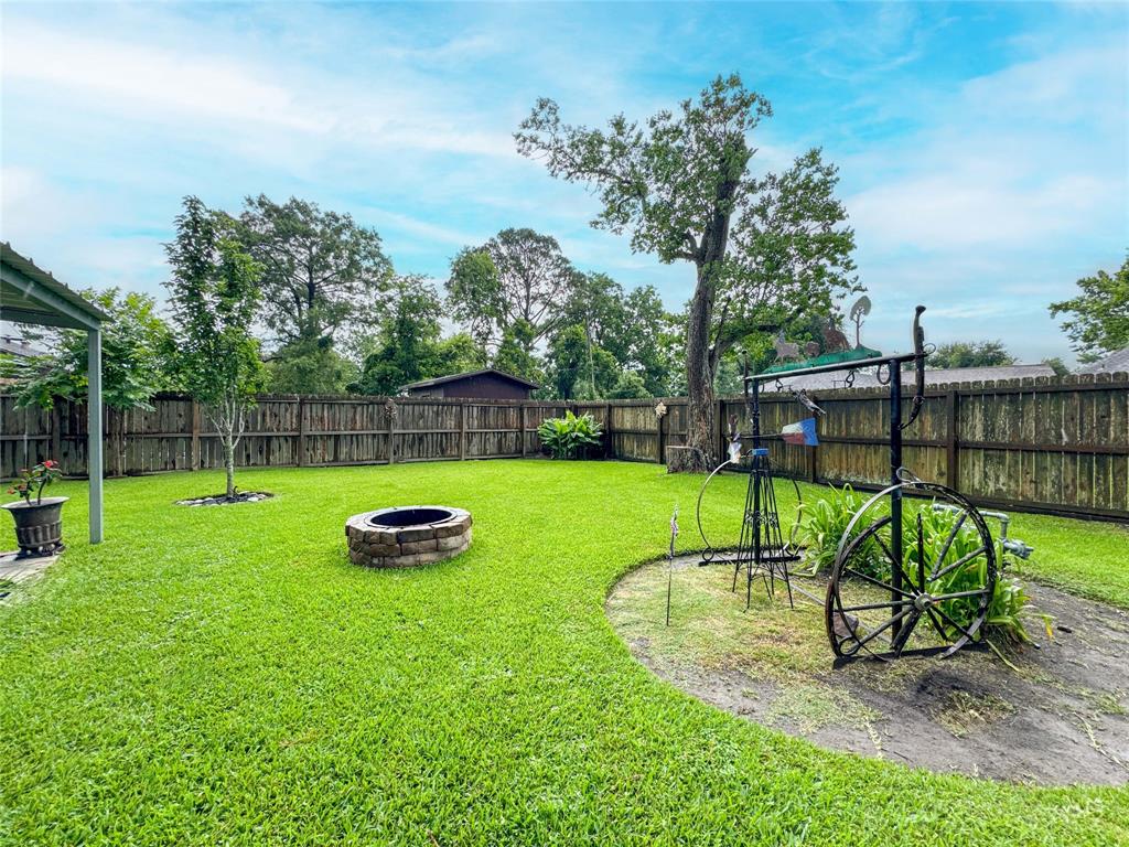 720 E Murray Street, Angleton, Texas image 25