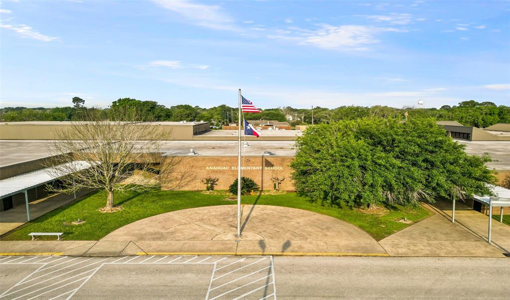 106 Kickapoo Drive, Anahuac, Texas image 27