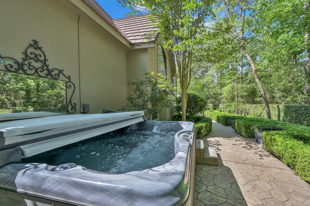 63 Golden Scroll Circle, The Woodlands, Texas image 42