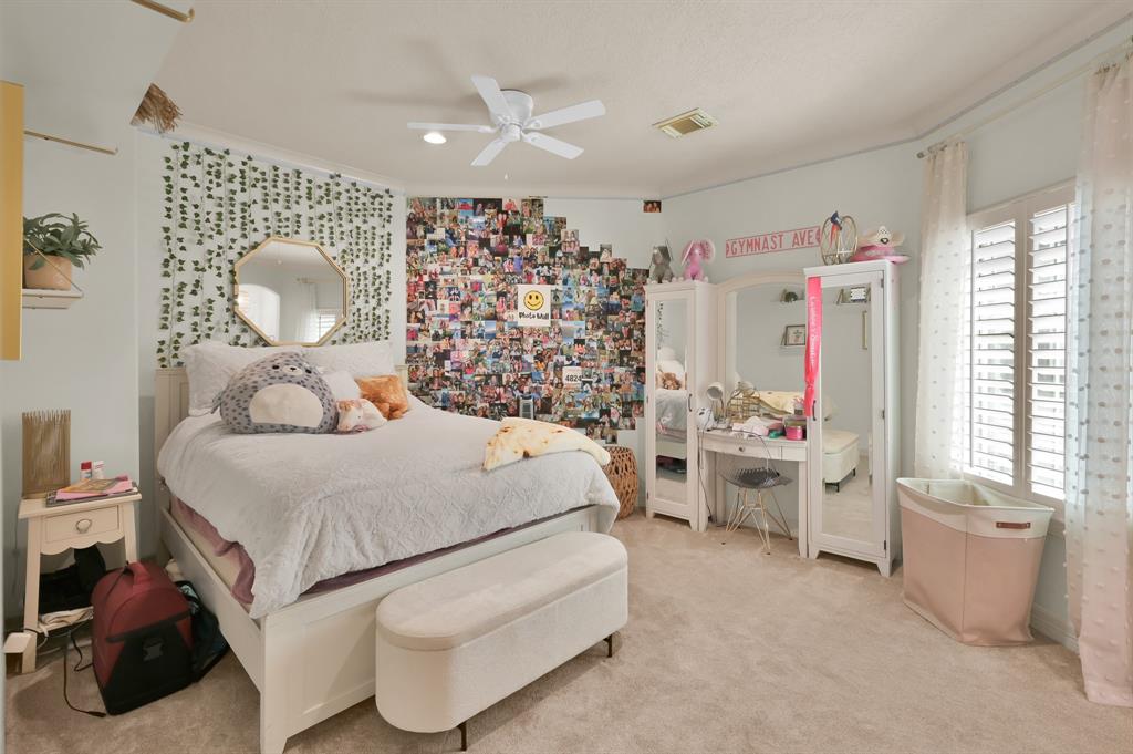 63 Golden Scroll Circle, The Woodlands, Texas image 33