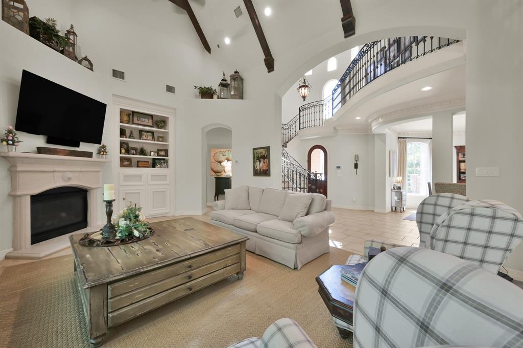 63 Golden Scroll Circle, The Woodlands, Texas image 7