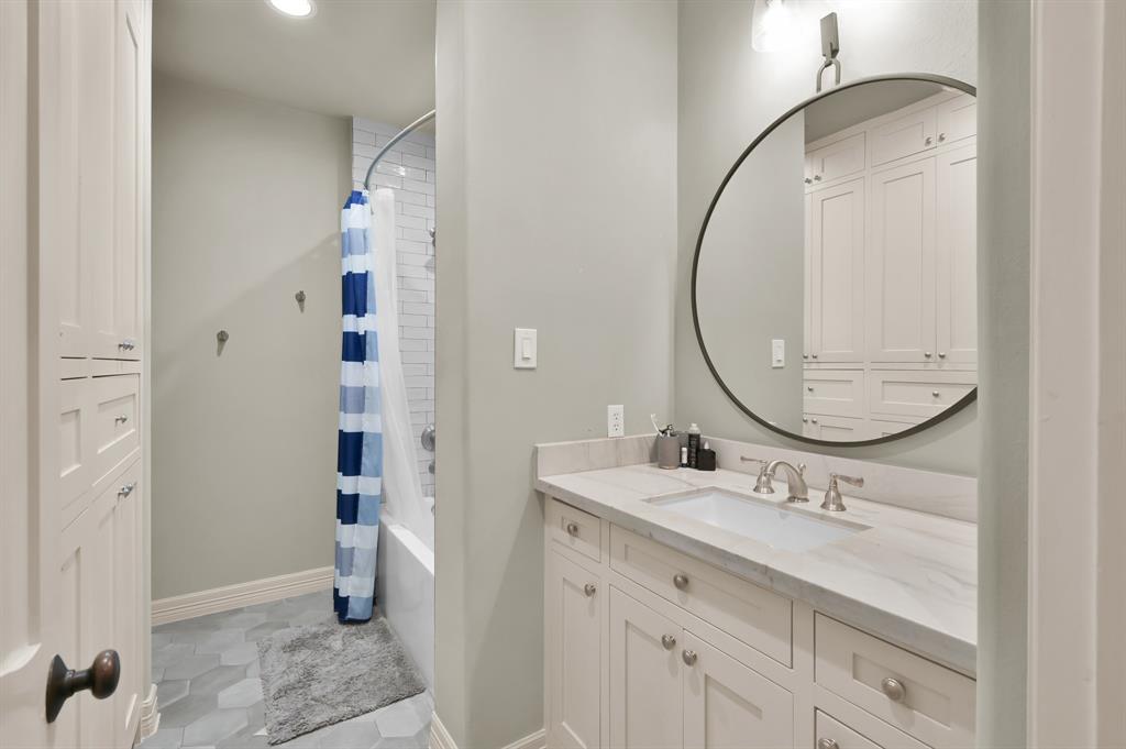 63 Golden Scroll Circle, The Woodlands, Texas image 32