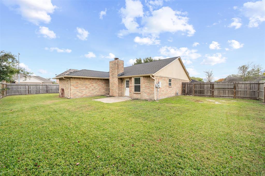 2111 Cammy Lane, La Porte, Texas image 25